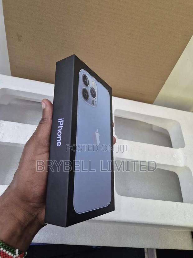 New Apple iPhone 13 Pro Max 256 GB Blue - thumbnail 4