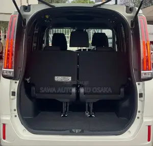 Toyota Esquire 2019 White