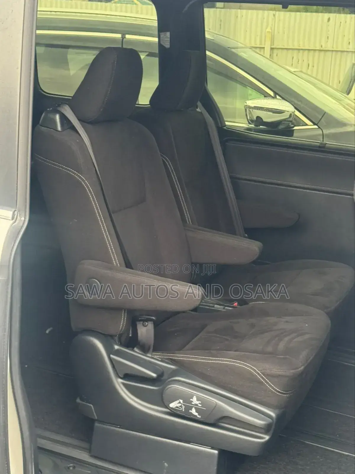 Toyota Esquire 2019 White