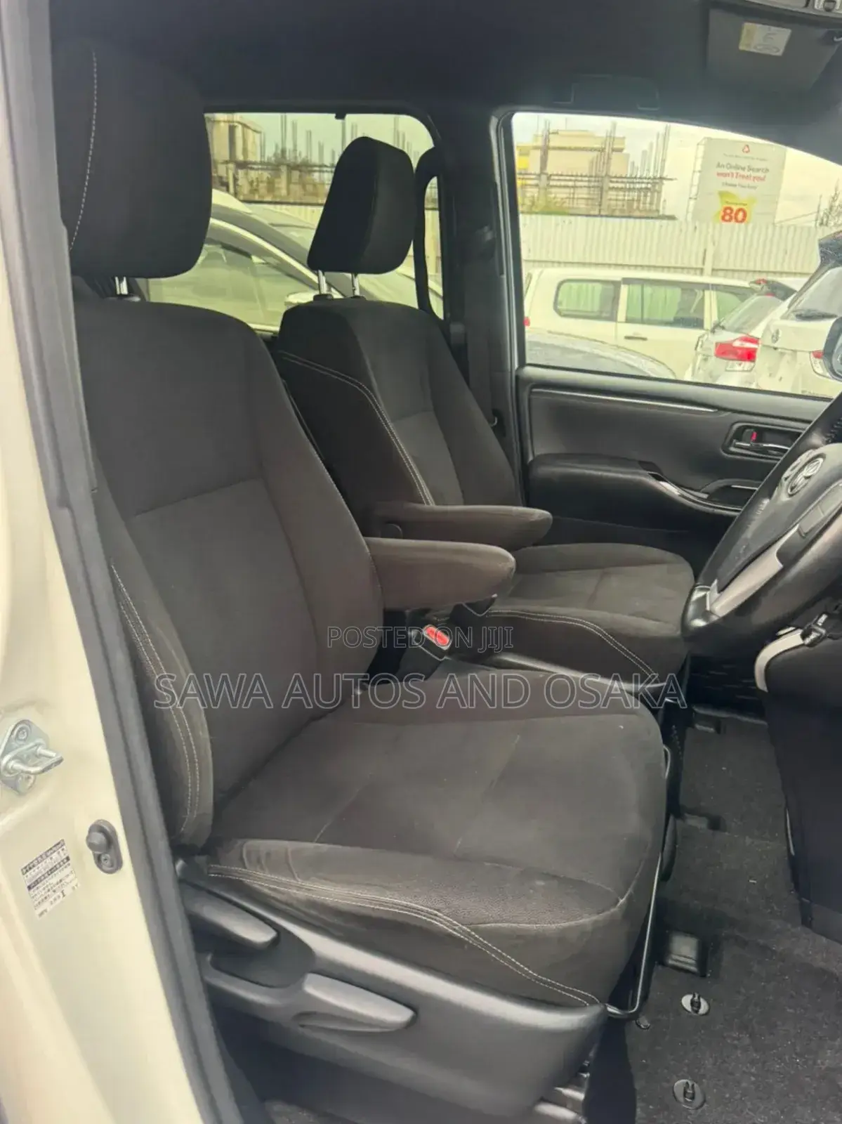 Toyota Esquire 2019 White