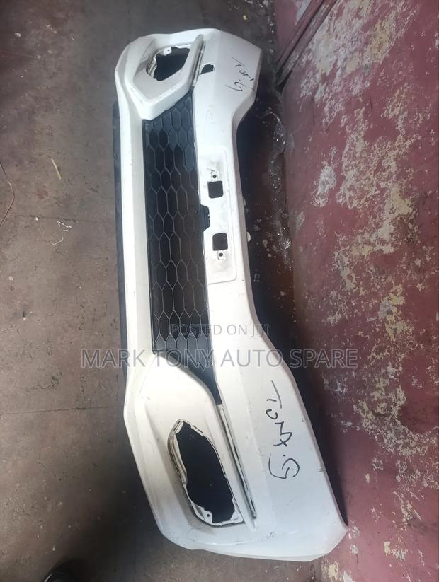 Honda Fit 2018 Front Bumper - main view