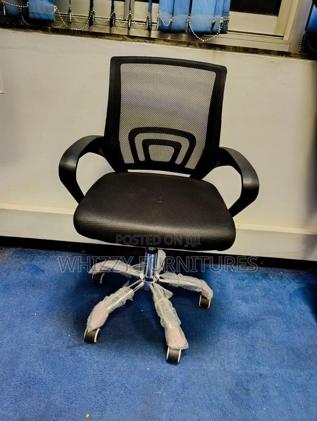 Modern Mesh Office Chair - thumbnail 2