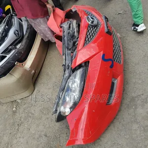 Mazda Axella 2005/2007 Nosecut