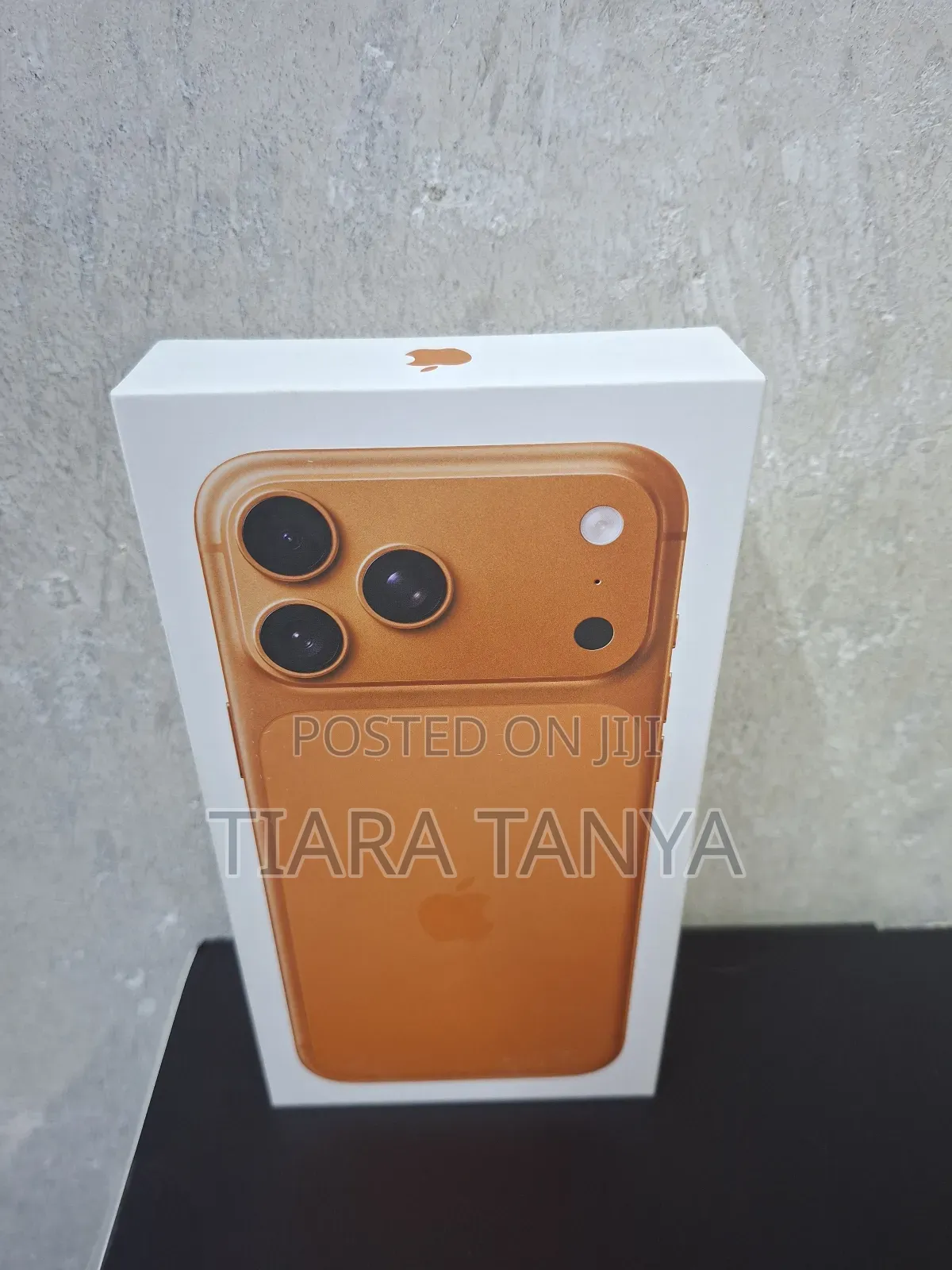 New Apple iPhone 17 Pro Max 256 GB Orange
