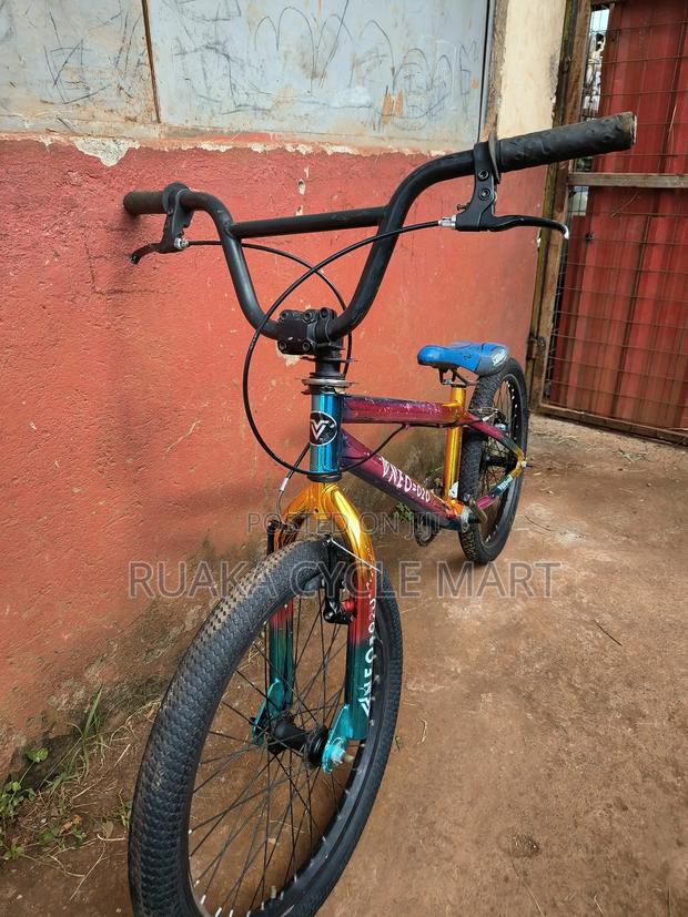 Ex Uk BMX Bike - thumbnail 2