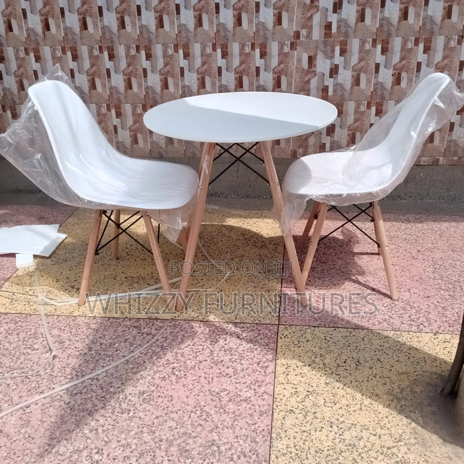 Extensive Eames Dining Set