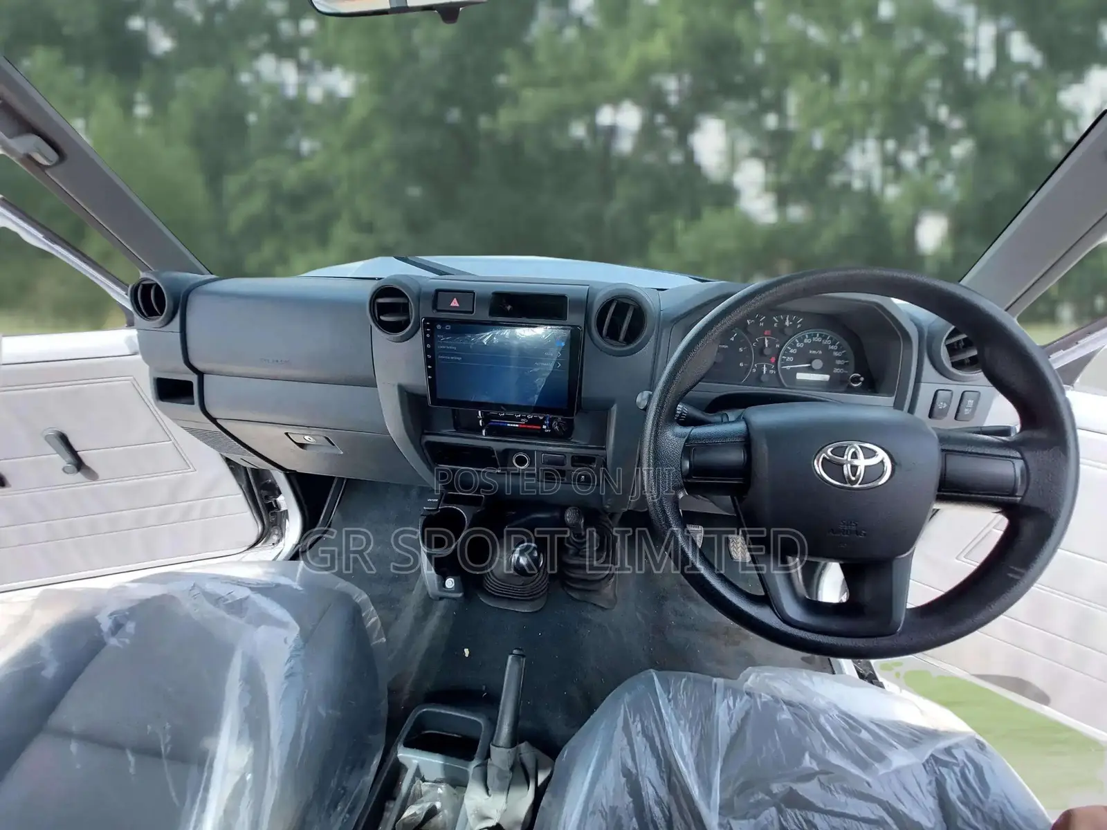 Toyota Land Cruiser 4.5 V8 TD 2019 Silver