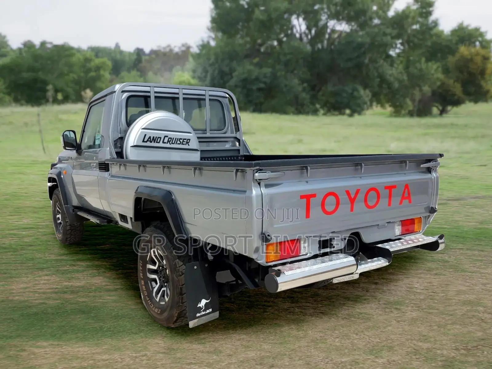 Toyota Land Cruiser 4.5 V8 TD 2019 Silver