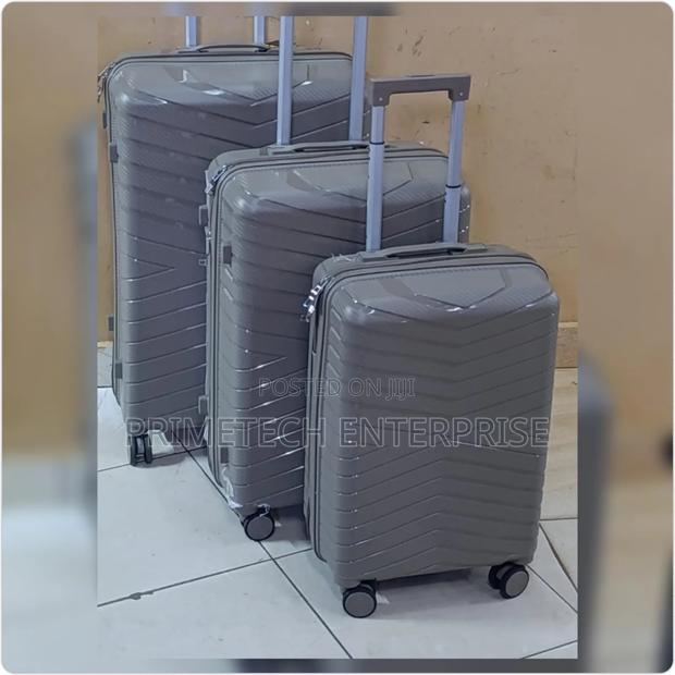 3 in 1 Unbreakable Rubber Suit Cases - thumbnail 3