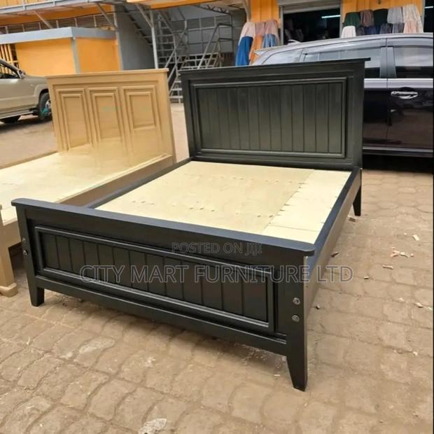 Benchmark-Quality Board Beds - main view