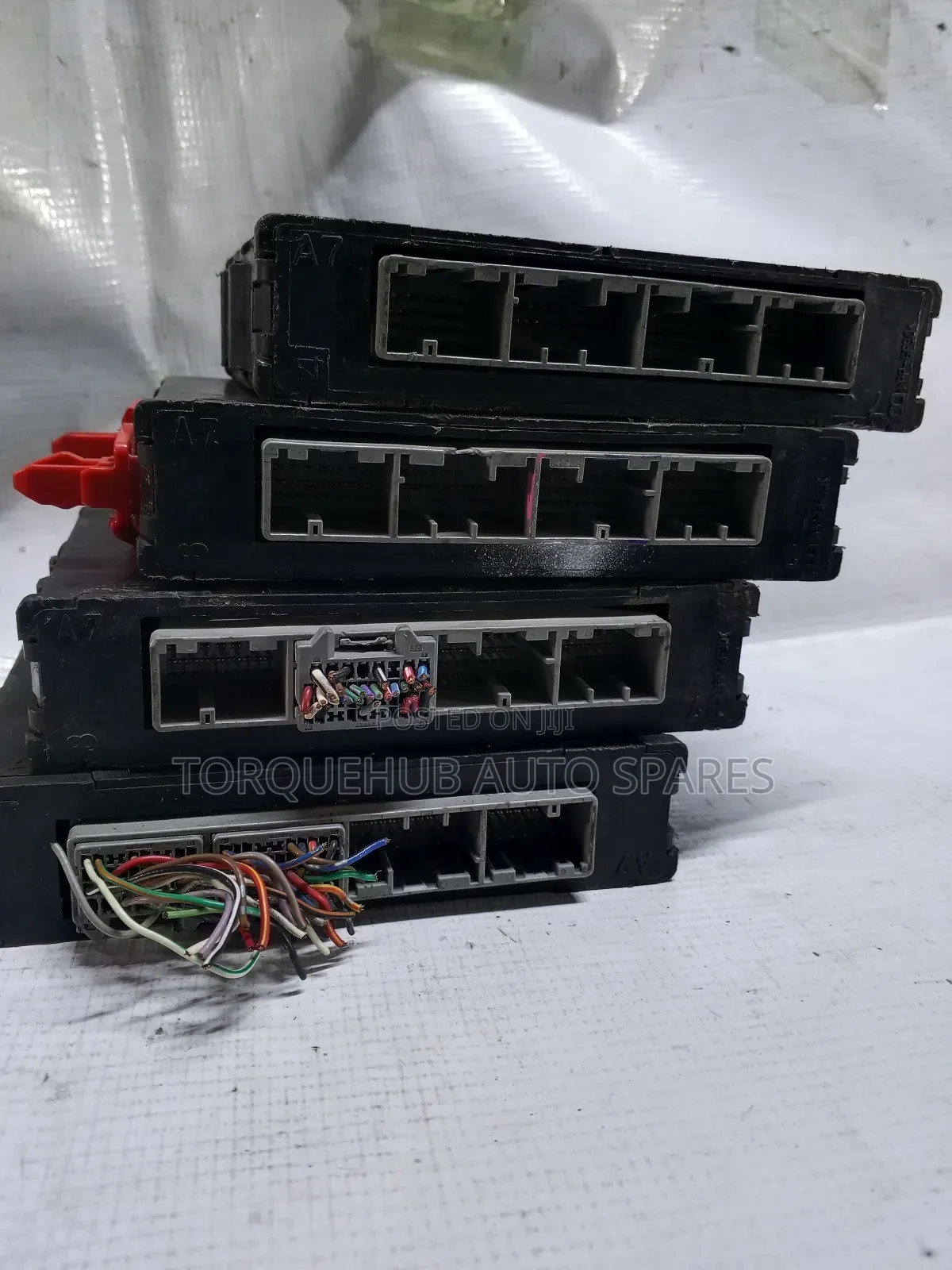 Daihatsu Move,Boon,Tanto Engine Control Unit