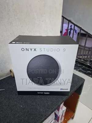 Onyx Studio 9 Harman Kardon Portable Speaker