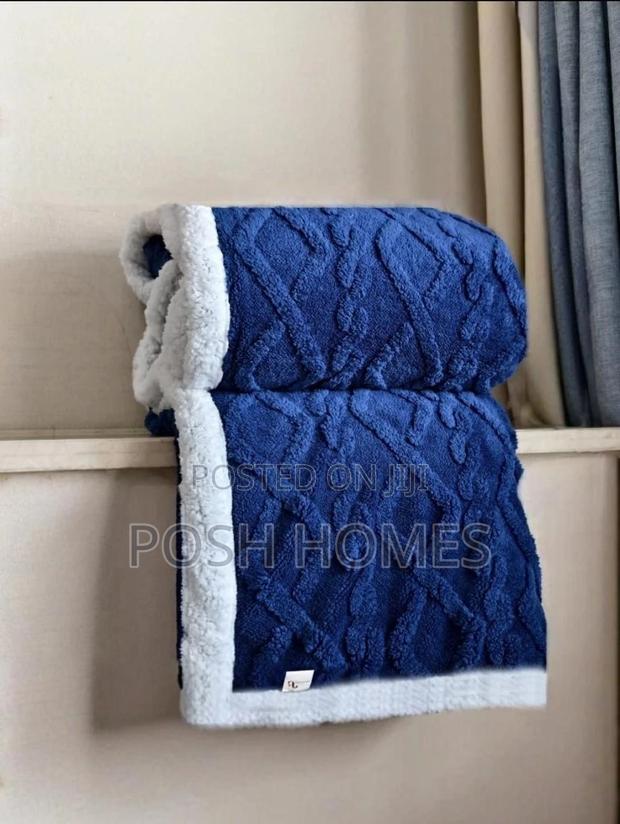 Heavy Sherpa Warm Throw Pillow Blankets