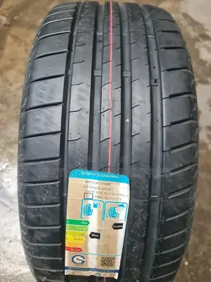 235 /50 R18 Bridgestone Tyres (Highway) Hungary.