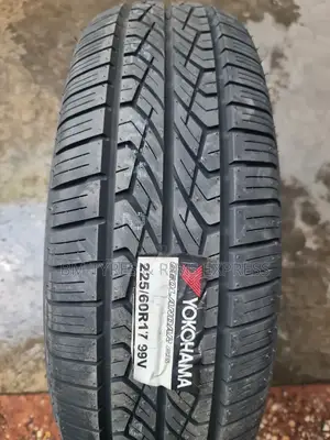 225 /60 R17 Yokohama Tyres(Geolandar G 95).Japan
