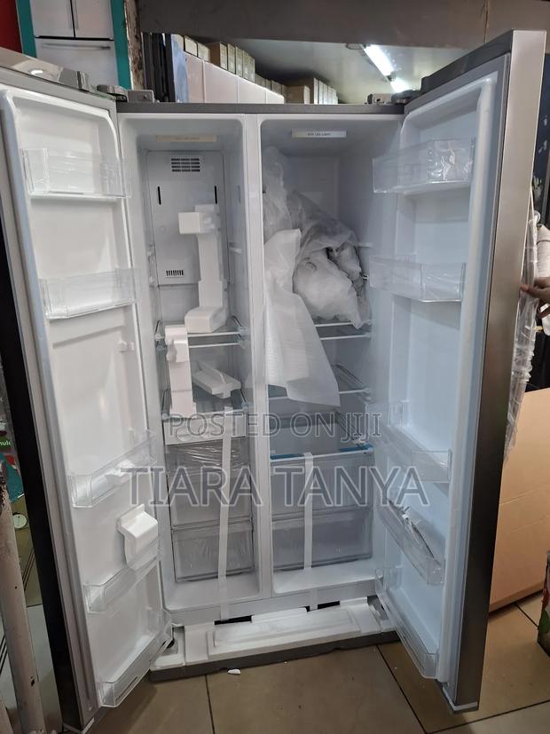 Ramtons Rf 265 527 Litres Side by Side Fridge Silver - thumbnail 3