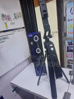 New Selfie +Tripod Ai Tracking Quadrupod