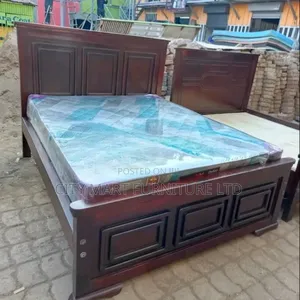 Handcrafted-Exellence Board Beds