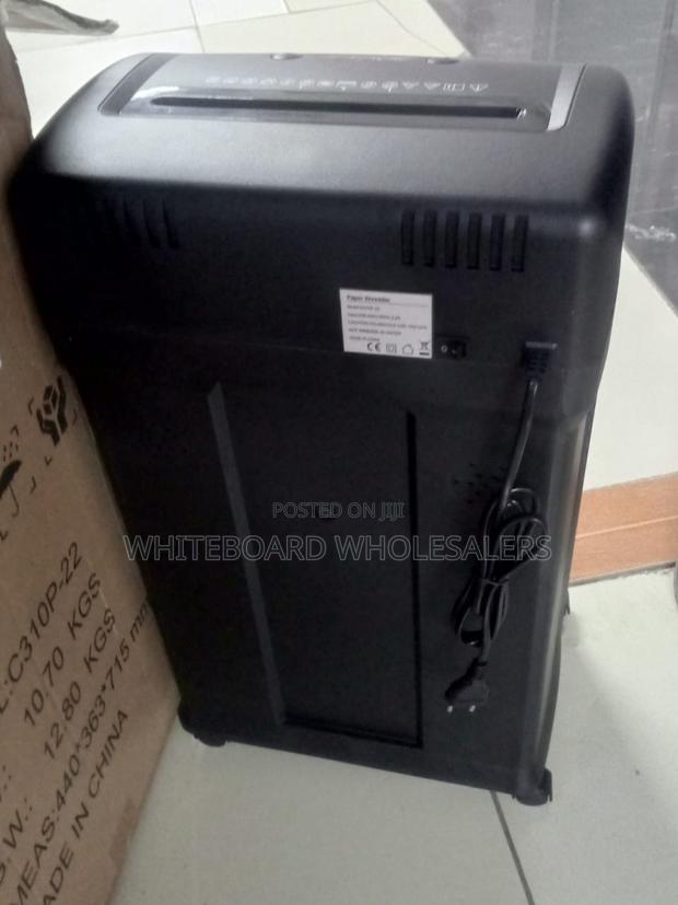 Cross Cut Paper Shredder 22 Sheets - thumbnail 3