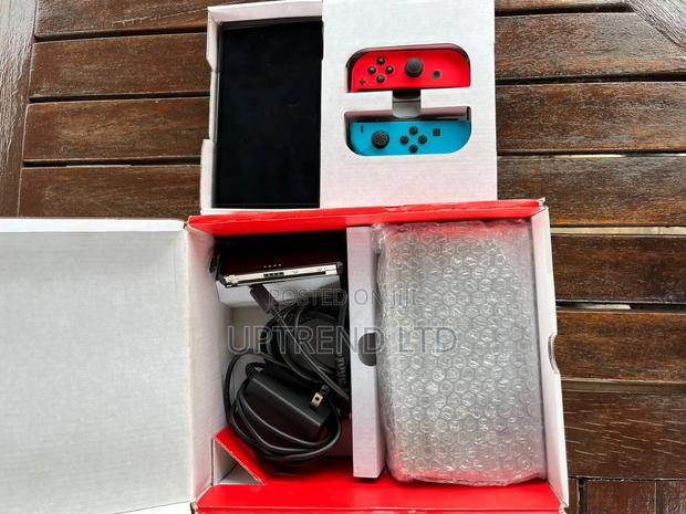 Nintendo Switch Oled Clesn With Box Slightly Used - thumbnail 4