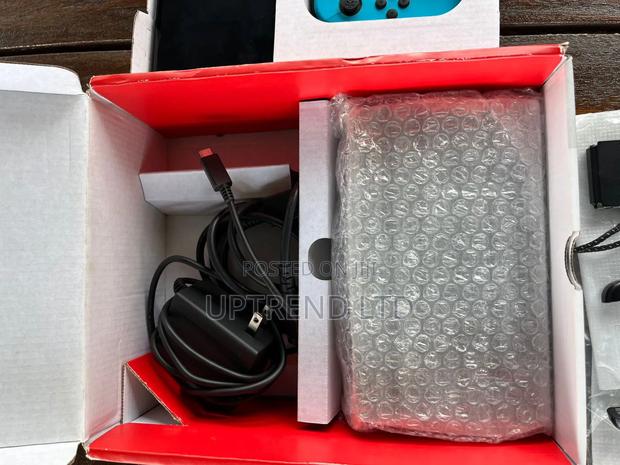 Nintendo Switch Oled Clesn With Box Slightly Used - thumbnail 6