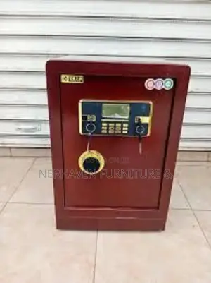Heavy-duty Fireproof Safe – Maximum Protection!