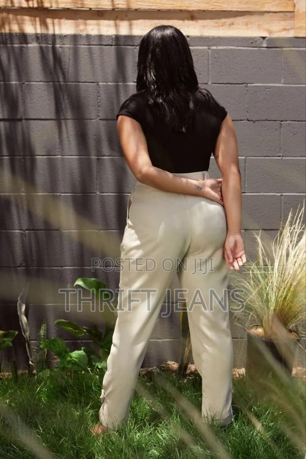 Shein Cream Comfort Jeans - thumbnail 4