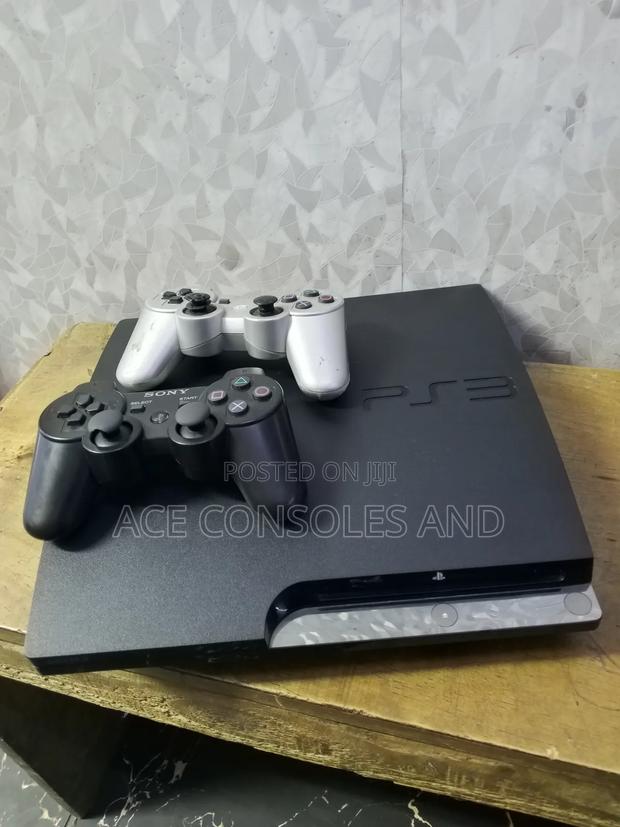 Play Station 3 Slim - thumbnail 2