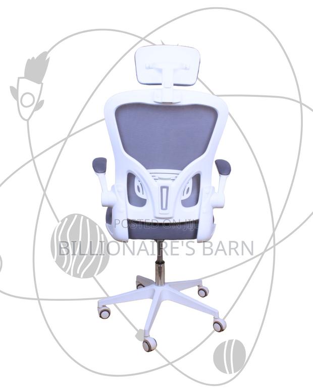 Modern White Fast Ergonomic Office | Comfort Meets Style - thumbnail 4