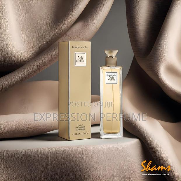 Elizabeth Arden 5th Avenue - thumbnail 3