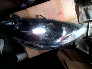 Headlights Mazda Demio 2012 Non
