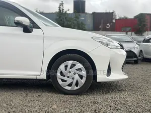 Toyota Corolla Fielder 1.5 Petrol FWD 2018 White