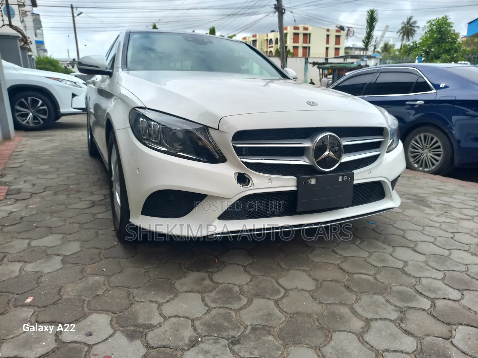 Mercedes-Benz C200 2019 White