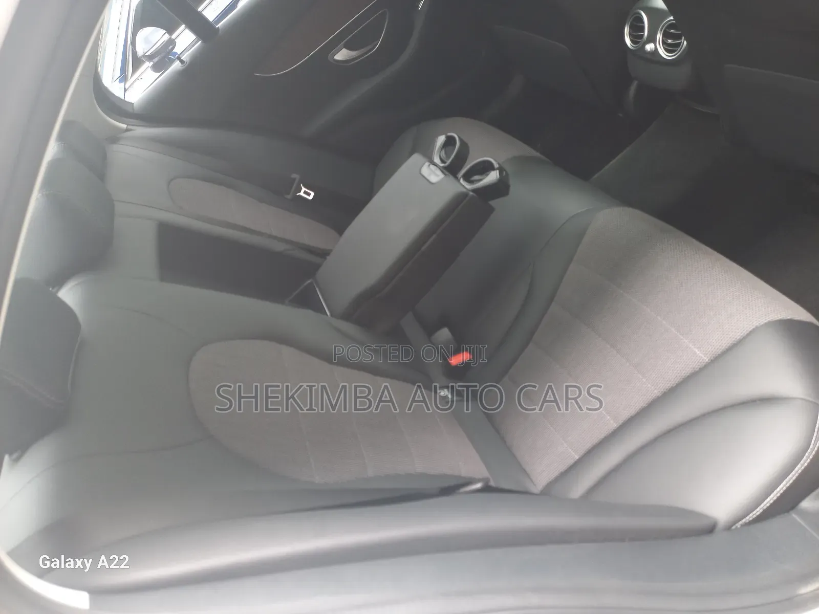 Mercedes-Benz C200 2019 White
