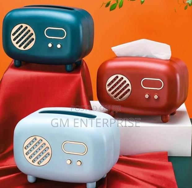 *Radio-Like Tissue Serviette Holder
