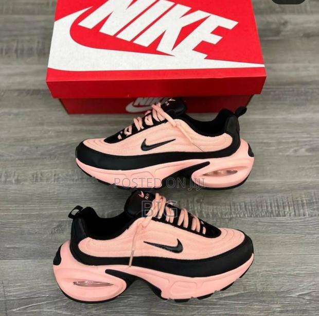 Nike Portal Black Pink