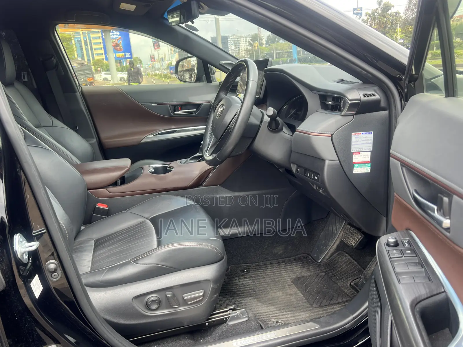 Toyota Harrier 2.0 2020 Black