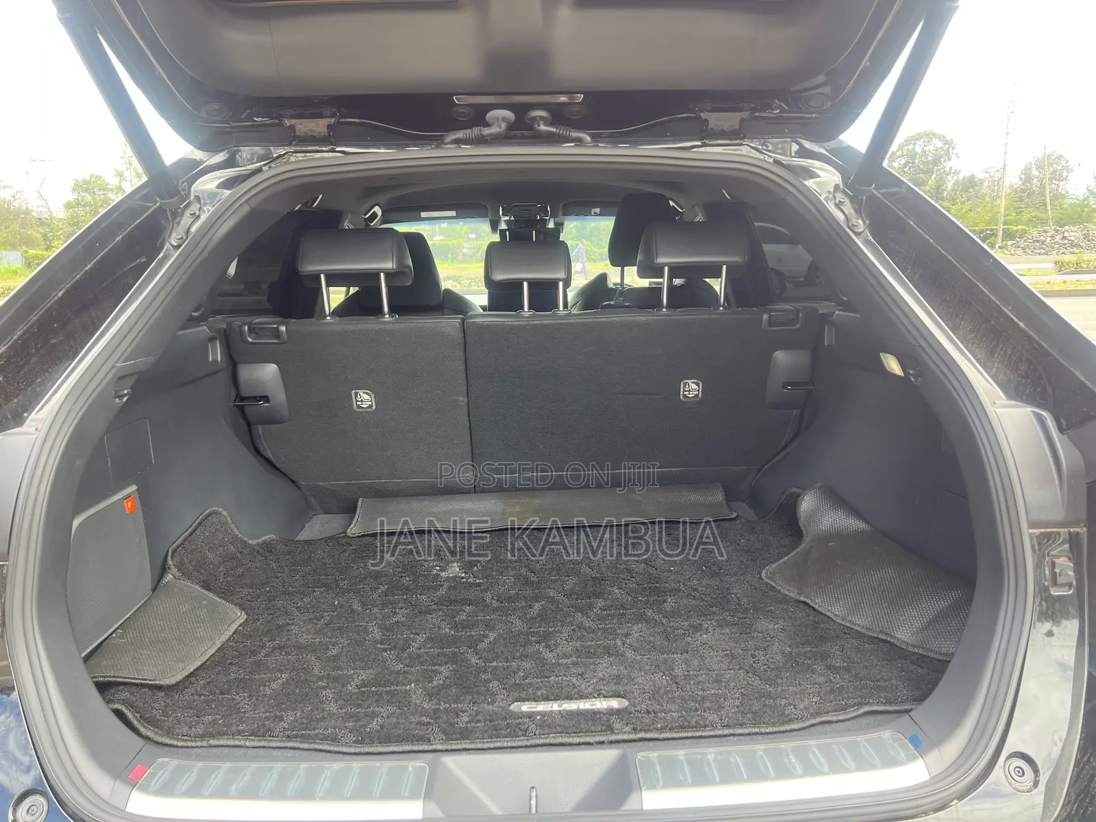 Toyota Harrier 2.0 2020 Black