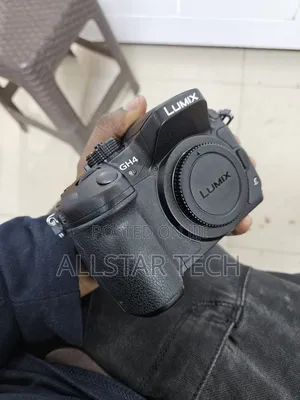 Panasonic Lumix DMC-Gh4 Mirrorless Micro Four Thirds Digital Camera