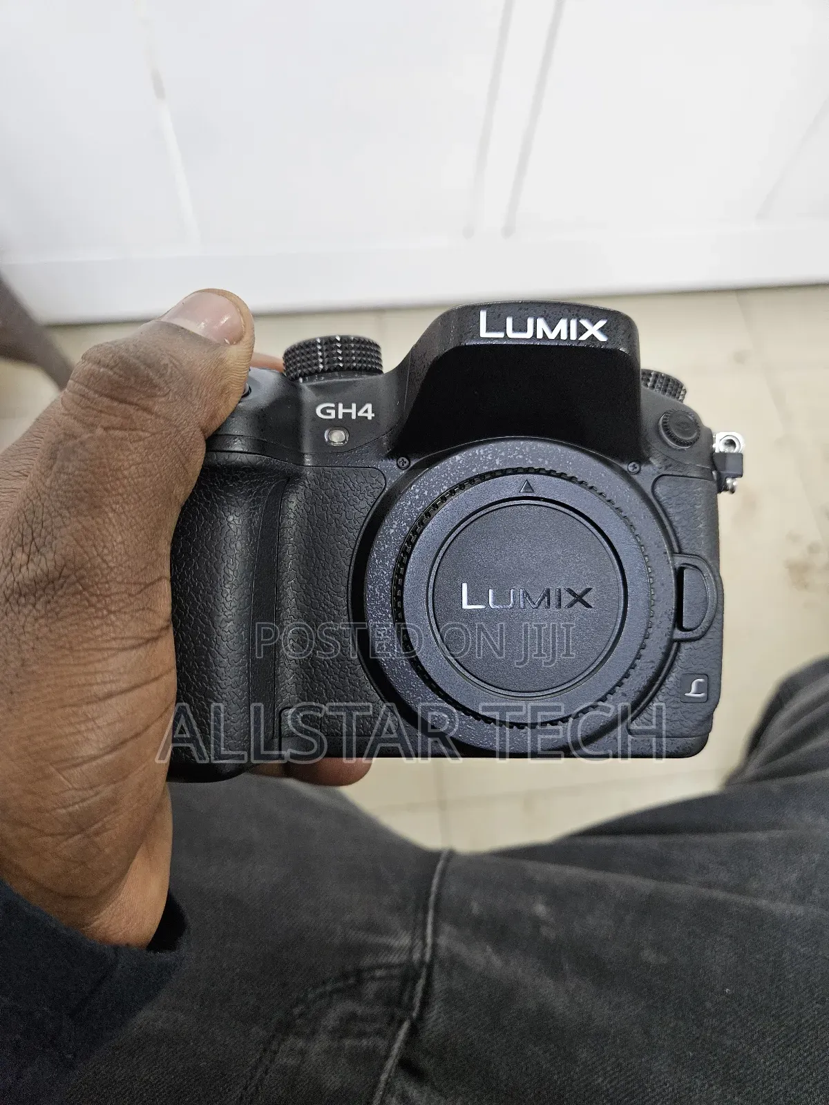 Panasonic Lumix DMC-Gh4 Mirrorless Micro Four Thirds Digital Camera