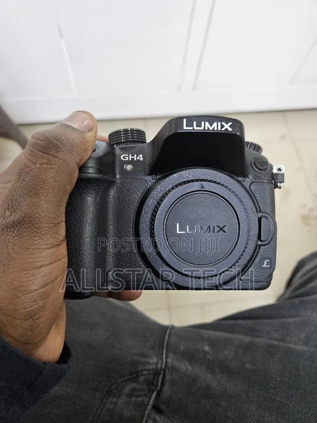 Panasonic Lumix DMC-Gh4 Mirrorless Micro Four Thirds Digital Camera - main view