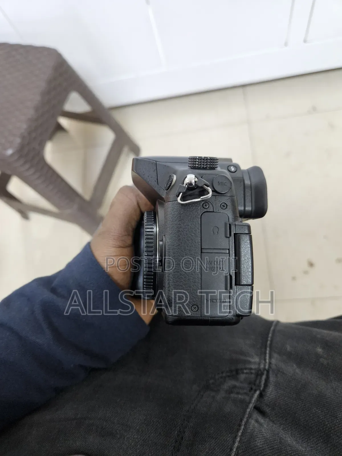 Panasonic Lumix DMC-Gh4 Mirrorless Micro Four Thirds Digital Camera