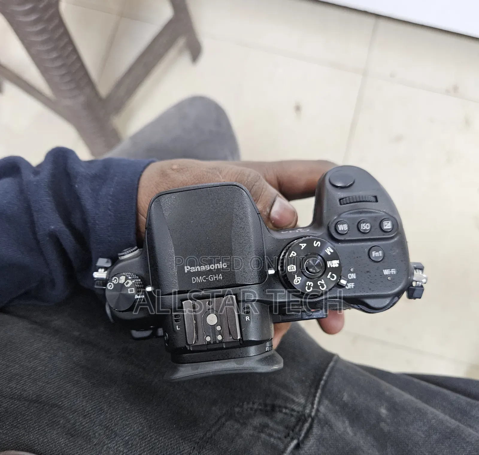 Panasonic Lumix DMC-Gh4 Mirrorless Micro Four Thirds Digital Camera