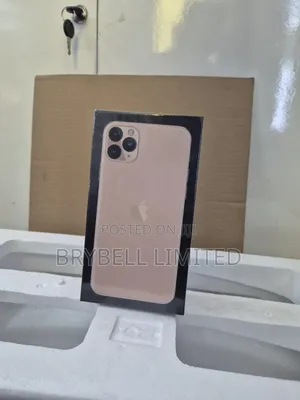 New Apple iPhone 11 Pro Max 256 GB Gold