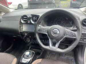 Nissan Note 1.2 Hybrid 2018 Silver