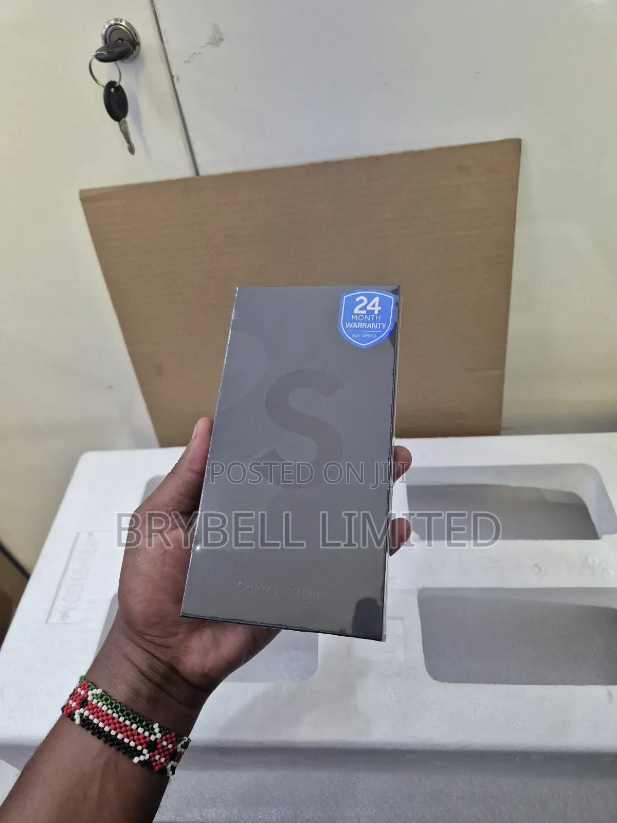 New Samsung Galaxy S22 Ultra 5G 256 GB Green