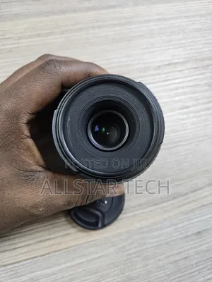 Nikon Af-S Dx Micro Nikkor 40mm F/2.8g Lens