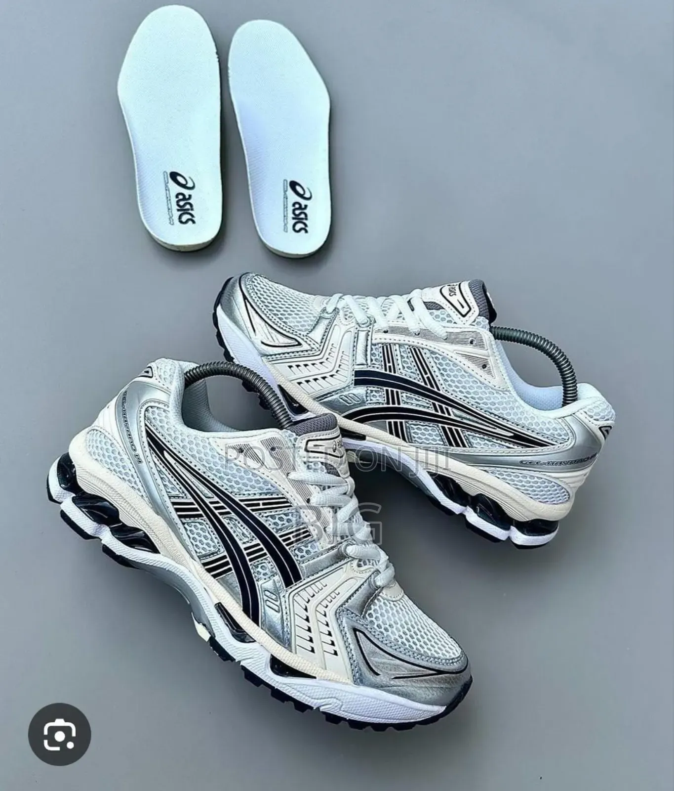 Asics Gel Sneakers