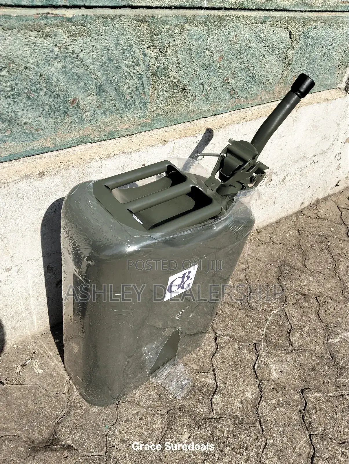 20l Fuel Jerry Can With Sprout