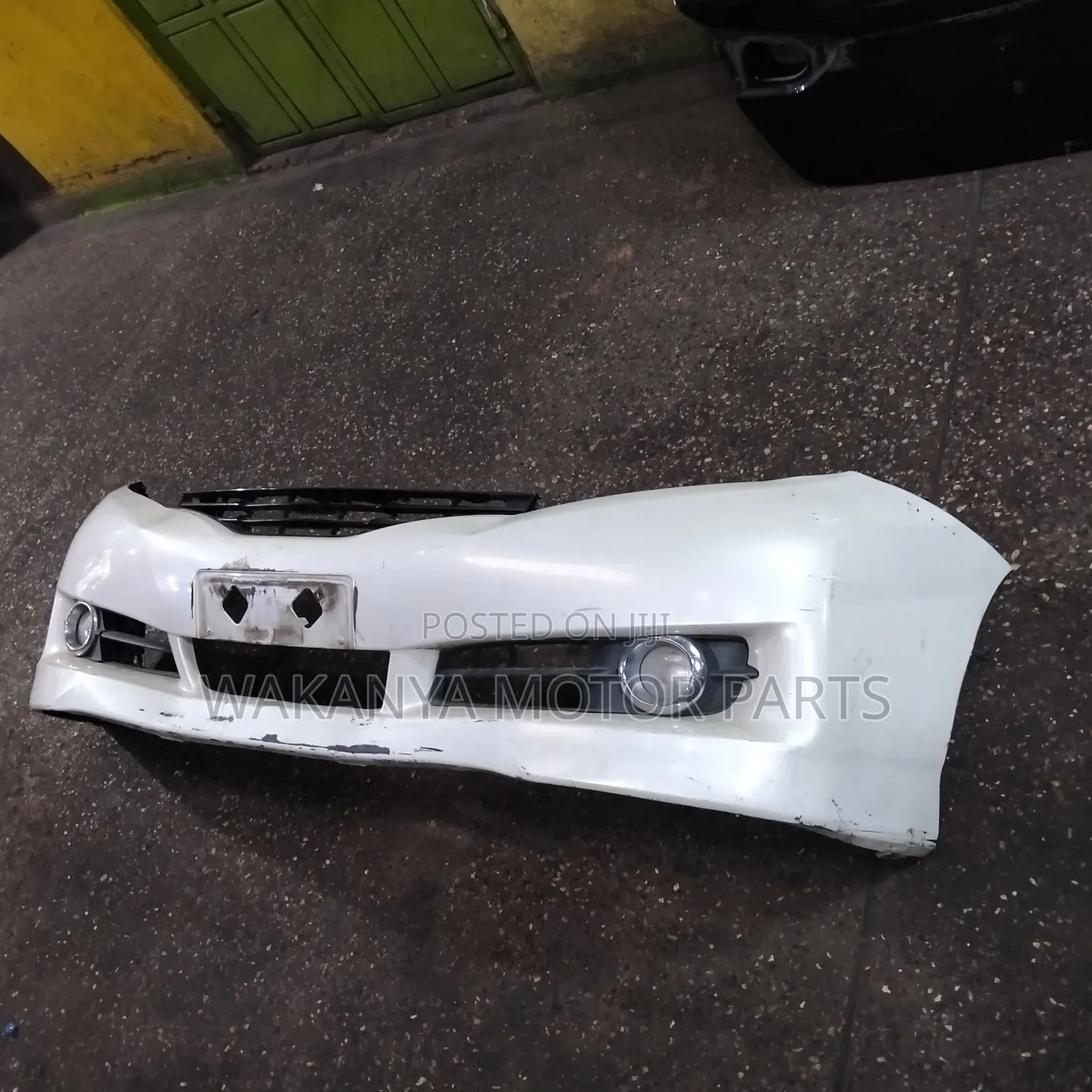 Toyota Wish Model 2010/2012 Front Bumper Complete, Clean Ex Japan